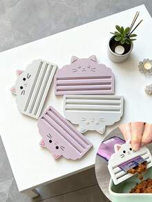 Cat Food Squeezer - Efficiently Extracts Food From Bags, Maximizes Leftovers, And Ensures No Waste. Perfect For Cat Owners Who Value Clean Feeding And Easy Operation. This Squeezer Is Ideal For Food Bags, Easy To Clean, And Always Hygienic. It Is - Multicolor - View 3