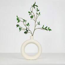 1pc Round-Shaped White Plastic Vase, A Decorative Ornament For Arranging Artificial And Dried Flowers, Suitable For Living Room Home Decor, Tabletop Decorations For New Year, Valentine's Day, Mother's Day And Middle Eastern Festivals, As Well As An Ideal Housewarming Gift. - White - View 2