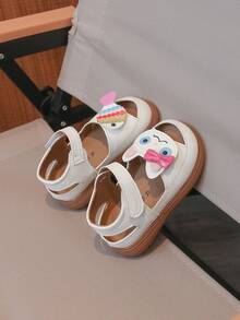 Sandalias de gato de dibujos animados con suela blanda para niñas de 2 a 6 años, zapatos de verano versátiles para bebés y niños pequeños - Beis - Ver 4