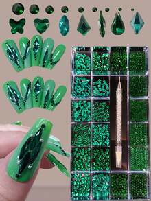 KIRAME 21 Compartments DIY Nail Art K9 Glass Deep Green Flat Bottom Rhinestone Set - 30pcs High Gloss Rhinestones Per Compartment, Includes 1 Dotting Pen, Nail Gems, Suitable For Nail Salons, Home Manicure, Nail Art Supplies, Christmas, New Year, Valentine's Day Nail Art, Holiday Gifts, Also Applicable To Crafts, Clothing, Textiles, Shoes, Glassware, Jewelry Making - Multi-Size Shiny Decorations Nails - 綠色 - 查看 3