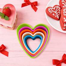 5pcs Plastic Cookie Cutters - Heart Shaped Baking Tools, DIY Dough Press Molds Suitable For Cookies, Cakes, Pastries - No Charging, Household Baking Tools. Valentine's Day Gift - - - View 4