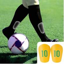 1 Pair Mini Football Shin Guards, Ultra-Small Mini Soccer Shin Pads, Youth & Adult Protective Gear Shin Guards, Shock-Absorbing Shin Protectors