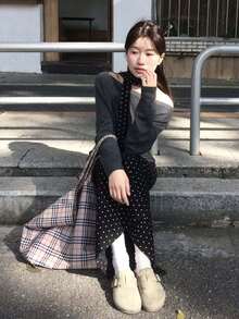 Y6Y Áo len nữ dáng suông, ôm eo, màu xám đậm, phong cách Hàn Quốc mới mùa xuân 2026, chất lượng cao. - Màu xám đen - Xem 3