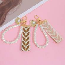 1pc Woven Faux Pearl Decor Fashion Keychain, Pearl Bag/Car Keychain, Gift For Women, Birthday, Valentine's Day, Best Friend - Multicolor - View 7