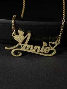 A Frosted, Sparkling, Personalized, Creative DIY Custom Heart-Shaped Letter Name Necklace, Made Of Stainless Steel, Is The Perfect Gift For Valentine's Day.