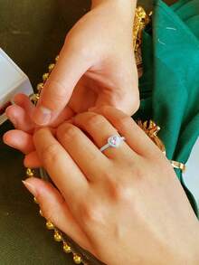 925纯银心形密镶锆石戒指，奢华精致人造钻石戒指，送给爱人、朋友、家人的最佳礼物，新年礼物，女士高端珠宝 - 粉色 - 查看 7