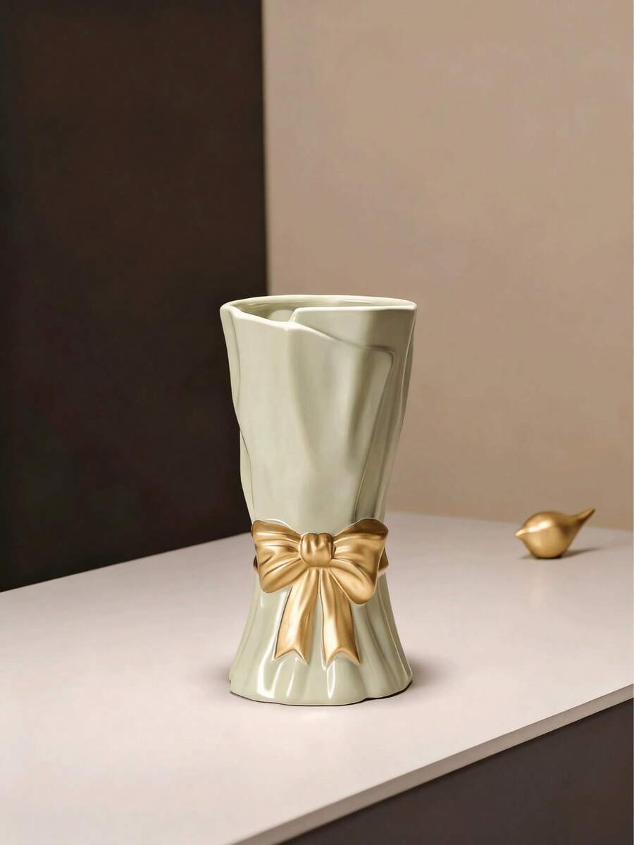 This All-In-One Bohemian-Style Bow Vase Is An Ideal Choice For Home Decor And Is Perfect For Placing On A Shelf, Table, Or In The Living Room. - Multicolor - View 1