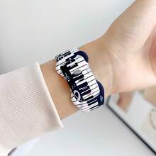 1pc Y2K Cute Creative Piano & Music Note Printed Silicone Watch Strap Compatible With Apple Watch Band Strap 38mm 40mm 41mm 42mm 44mm 45mm 49mm (S10 42)Mm (S10 46)Mm, Fashionable Soft Silicone Sports Watch Strap Bands Compatible With Iwatch Series 11 Ultra 3 SE3 Ultra 2 S10 SE2 9 8 7 SE 6 5 4 3 2 1, Men And Women Holiday Gift.