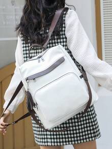 这款优雅的复古学院风双肩包，诠释了都市通勤的永恒美学，采用优质PU皮革精制而成，呈现出细腻的哑光皱纹质感，柔软而耐用耐磨。主隔层饰以金色拉链头，更添精致格调。 - 彩色 - 查看 7
