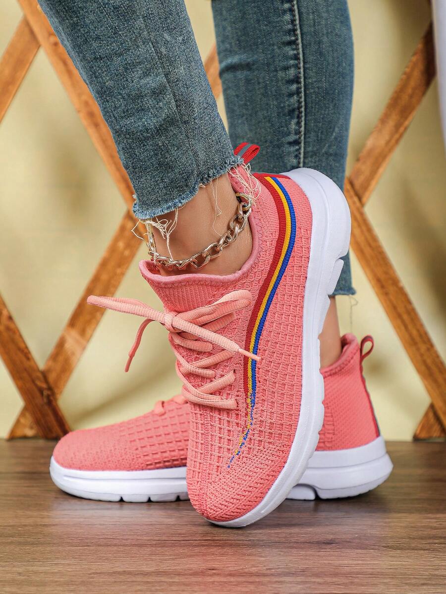 Versatile Women's Ultra-Light, Soft, And Breathable Tennis Shoes, Blush Red Elegant Women's Shoes, Easy To Slip On With A Slip-On Design, Perfect For Sports, Fitness, Running, And Fashionable Outdoor Walking. - Rouge - View 1