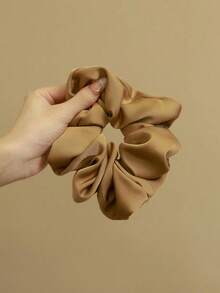 4 Stücke 15cm/5,91 Zoll extra große Satin Soft Haargummi für Frauen, erhältlich in Schwarz, Beige, Rot, Kaffee, Khaki, vielseitig, elegant, minimalistisch, einfarbige Haargummi, geeignet für den täglichen Gebrauch, Lässig, Pendeln, Urlaub, Haarstyling, Pferdeschwanz, Dutt Kopfzubehör, Haargummis, Haargummi Haargummis Elastikband - Verschiedenfarbig - Übersicht 6