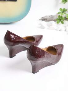 2026 New Pointed Toe High Heel Shoes, Patent Leather Shiny Commuting & Outdoor Low Vamp Wedge Pumps, Women's All-Match Versatile - Burgundy - View 4