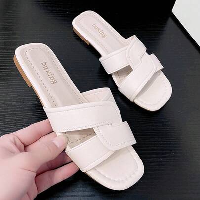 Sandalias de exterior versátiles de moda casual, ligeras y cómodas para mujeres, nueva  de verano 2025 de Internet Celebrity Infrared Wear
