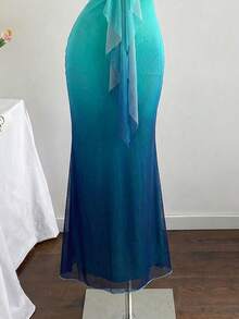 Lysee 女士夏季渐变色吊带长裙，从绿松石色到蓝色的渐变网纱无袖修身连衣裙，饰有金属细节，适合度假沙滩派对、夏季优雅派对、海滩婚礼宾客等场合，是外出度假、闪亮女士装扮的理想之选。 - 綠松石色 - 查看 6