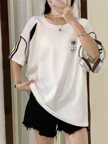 Palm Tree Print Short Sleeve T-Shirt, Women's Fashion Graphic Tee, Retro Summer Top - Black and White - View 2