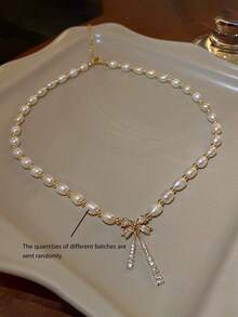 1 件优雅水钻蝴蝶结和人造珍珠流苏吊坠项链，适合女士，情人节派对礼物