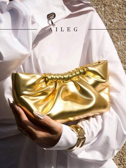 Luxurious Women's Solid Color Dinner Bag With Exquisite Pleated Edge Hardware Hand-Held Bag, Perfect For Dinners And Parties, Can Be Paired With Daily Wear, Formal Wear, Ball Dresses, Birthday Dresses