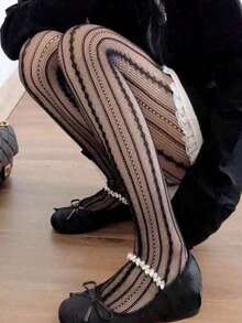 1 Pair Girl's Retro Romantic Vertical Striped Twists Sheer Sexy Slimming Pantyhose - 黑色的 - 查看 4