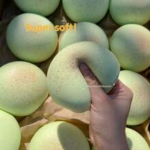 1个全新超柔软粘稠西瓜造型捏捏乐玩具，解压捏捏乐，完美的生日/节日礼物 - 彩色 - 查看 2