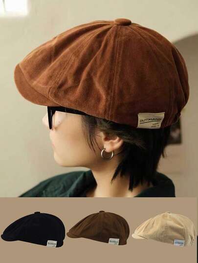 1 st. tidningsboykeps med broderad bokstav för kvinnor/män, utomhus- och fritidsstil, snygg retrobaskerhatt, mångsidig platt keps, unisex gatumode för målare, lämplig för vardagsbruk