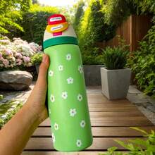 0walla 32oz Insulated Water Bottle Features A Vibrant Printed Design, Making It Stylish And Attractive. It Keeps Beverages Hot Or Cold For Up To 24 Hours. The Bottle Features A One-Touch Opening And A Built-In Straw, Offering Two Ways To Drink. A Convenient Handle Makes It Easy To Carry. The Large Capacity Meets Your Daily Hydration Needs, Making It A Fashionable And Practical Water Bottle Perfect For Commuting, Work, And School. - 黃色 - 查看 3