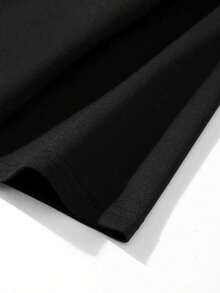 Camiseta Gráfica Negra para Hombre - Impresión de Esqueleto Bailando "DEAD CAN DANCE", Manga Corta de Algodón, Cuello Redondo y Ajuste Regular, Lavable a Máquina para Atuendos Casuales y Fiestas, Camiseta Elegante - Negro - Ver 4