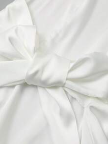 Women's Fashionable, Elegant, Graceful, Comfortable Fabric, Versatile Bow-Tie Design Sleeveless V-Neck Camisole With Zipper Back, Gentle Atmosphere Top - White - View 4