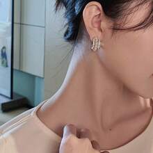 Geometric C Shaped Earrings For Women With Rhinestones And Pearls Luxury Minimalist Retro Earrings Stylish Statement Jewelry For Daily Wear Party Gift - 幾何C型鑲鑽珍珠耳釘 - 查看 2
