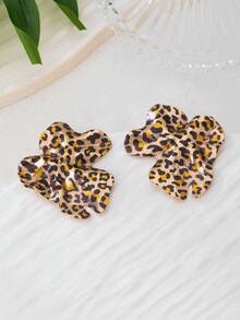 1对时尚简约复古几何不对称褶皱耳环，持久亮泽的金色饰面，适合女性度假、派对、日常商务休闲场合佩戴 - 銀色 - 查看 8