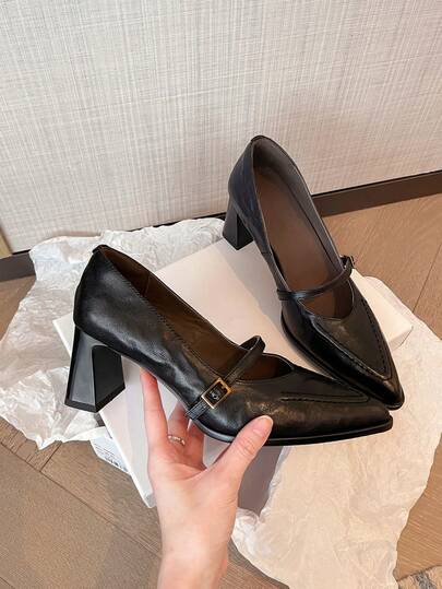 2026新款复古法式尖头玛丽珍鞋，浅扣粗跟女鞋