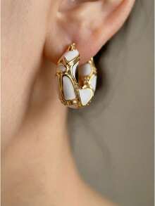 Vintage French Style Gold Hoop Earrings For Women - Everyday Luxury Minimalist Chunky Hoops, Fall Winter Fashion Jewelry Gift - White - View 13
