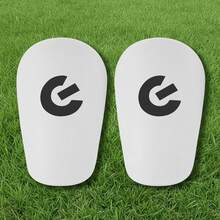 1双迷你足球训练护腿板，比赛训练护垫 - 可重复使用，穿着舒适，经久耐用 - 彩色 - 查看 1