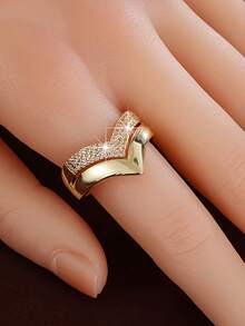 1pc Super Cool V-Shaped Wide Band Ring,Delicate Cubic Zirconia Women Ring ,Doulbe Layered Women Fashion Jewelry,Perfect Gift For Girlfriend/Best Friends And Valentine's Day ,Mothers Day - Style a - View 7