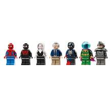 Bộ xếp hình   đấu với Mysterio: Tờ báo Daily Bugle - Bộ đồ chơi nhập vai với 7 nhân vật nhỏ và robot tê giác - Đồ chơi siêu anh hùng dành cho bé trai và bé gái từ 10 tuổi trở lên - Ý tưởng quà tặng sinh nhật - 76342 - 76342 - Xem 7