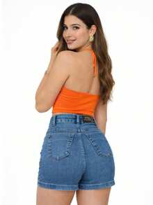 Saia Short Jeans Feminina – Modelo Transpassado com Botões, Cintura Alta - Lavagem Média - Visão 5
