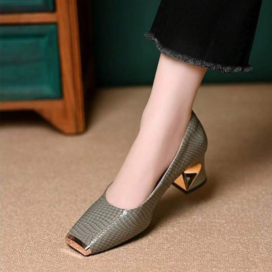 Women Pumps - Black - View 1