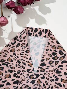 1条大码女士内裤，时尚粉色豹纹印花，轻薄无痕，柔软舒适，适合日常、约会、派对穿着。 - 彩色 - 查看 5