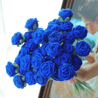 1/3/6/10pcs Handmade Crochet Rose Flowers, Decorative Flowers, Artificial Flowers, Yarn Flowers. Home Decor For Dining Room, Living Room, Bedroom, Wedding, Party. DIY Bouquet Suitable For Her Gift, Mother's Gift, Teacher's Gift, Creative Present. Suitable For Spring/Summer Decor, New Year, Valentine's Day, Birthday, Easter Decor Or Gift
