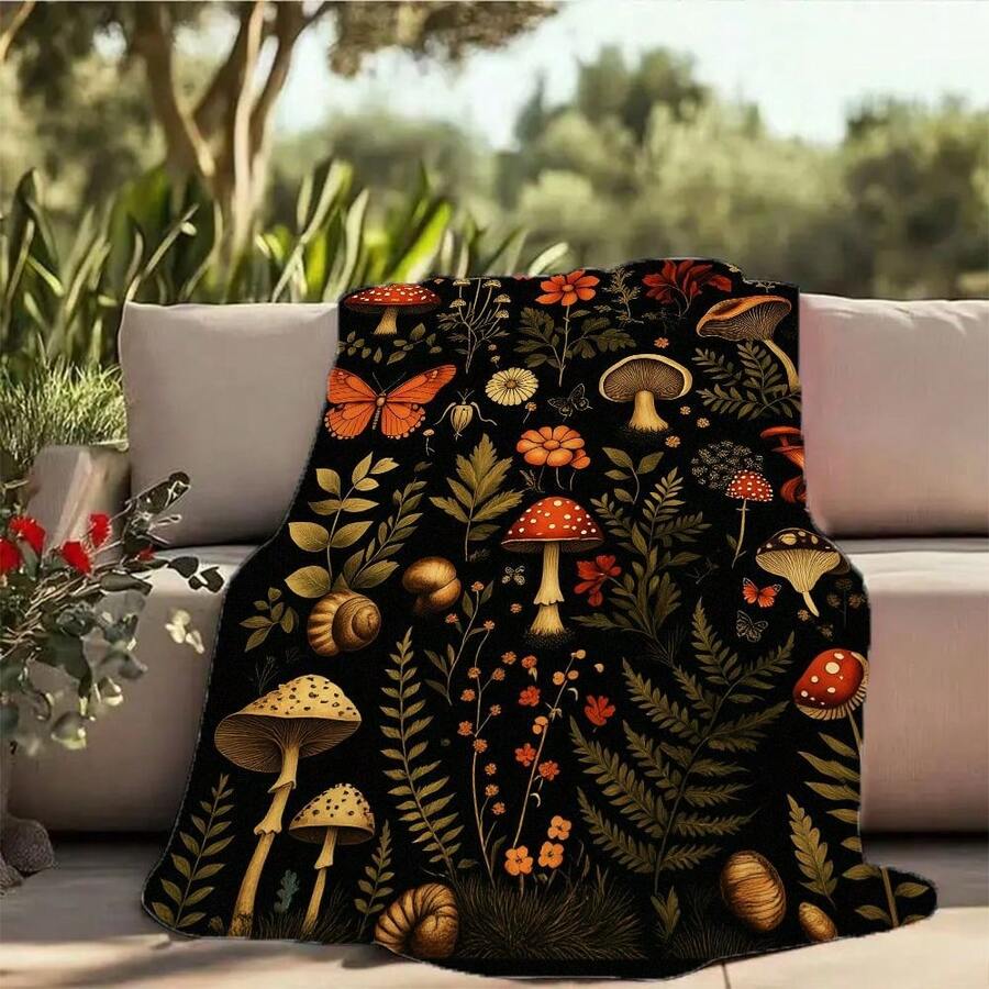 Nature-Themed Mushroom & Flower Print Blanket, Whimsical Forest Ecosystem Design With Butterfly/Snail/Beetle - Lightweight For Picnics, Camping, Decor, Held By Couple - Vibrant Black Background, - 白色 - 查看 1