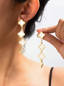 1 Đôi bông tai mặt dây chuyền dài hình cỏ bốn lá thanh lịch và lãng mạn, thích hợp làm quà tặng đáng yêu cho buổi hẹn hò/Ngày Valentine, Ngày của Mẹ hoặc tặng mẹ. - trắng - Xem 4