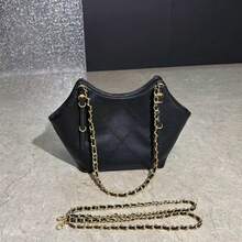 Black Quilted Leather Bag, Women's Diamond Stitched Crossbody Bag, Versatile Daily Large Capacity Gold Chain Strap Shoulder Bag - Negro - Ver 3