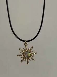 女士复古油滴花朵太阳吊坠项链，配皮绳 - 彩色 - 查看 6