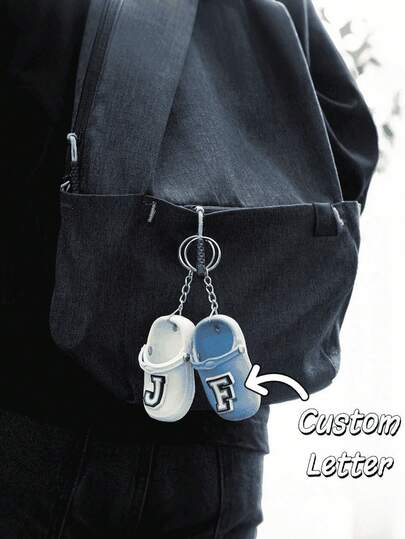 1/3/5pcs,Creative Simulation Mini Shoes Keychain ,Personalized Slipper Keychain With Initial Pendants Colorful Shoe Charms ,For DIY Car Key Bag School Bag Backpack Phone Case Hanging Ornament,Creative Pendant Keyring