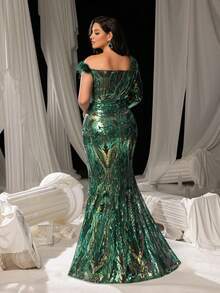 Plus Size Women's Formal Evening Gown, Featuring Feather Details, Fully Embellished With Shiny Sequins, High Slit Design, Elegant Mermaid Style, Suitable For Gala Dinners, Red Carpet Events, Wedding Guests, Anniversary Parties And Formal Celebrations. - Dark Green - View 2