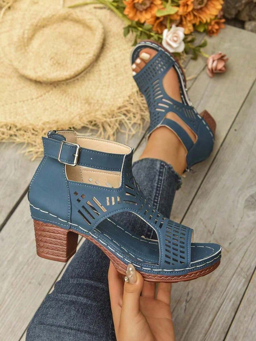 Women's Cutout Block Heel Sandals - Retro Ankle Strap Comfort Shoes For Daily Wear  Comfortable Block Heel Cutout Sandals - Retro Ankle Strap Shoes For Date & Outings  Retro Cutout Ankle Sandals - Block Heel Comfort Casual Shoes For Summer  Plus Size Cutout Block Heel Sandals - Retro Ankle Strap Comfort Shoes Black Cutout Heels - Retro Ankle Strap Casual Shoes For Women - 藍色 - 查看 1