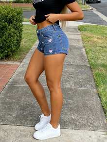 Valentine's Day Embroidered Heart Pattern Washed Denim Mini Shorts, Casual Straight Leg Non-Stretch Style - Medium Wash - View 4