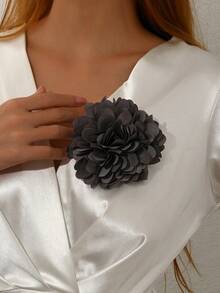 1pc Handmade Fabric Camellia Flower Brooch, Unique Exaggerated Elegant Niche Design, Suitable For Women's Daily, Party, New Year Wear - Grey - View 2