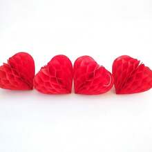 Four/Set - 6-Inch 15cm Valentine's Day Honeycomb Red Heart, Valentine's Day-Shaped Paper Honeycomb Ball, Valentine's Day Party Decoration Honeycomb Ball, Suitable For Holidays, Shopping Malls, Families, Offices, Love Decoration, Pink And Red Paper Heart-Shaped Honeycomb, Suitable For Valentine's Day, Wedding Party Decoration, Birthday Party Decoration - 紅色 - 查看 9