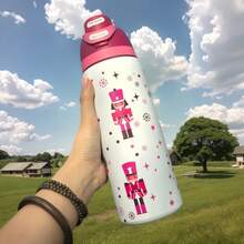 0walla 32oz Insulated Water Bottle Features A Vibrant Printed Design, Making It Stylish And Attractive. It Keeps Beverages Hot Or Cold For Up To 24 Hours. The Bottle Features A One-Touch Opening And A Built-In Straw, Offering Two Ways To Drink. A Convenient Handle Makes It Easy To Carry. The Large Capacity Meets Your Daily Hydration Needs, Making It A Fashionable And Practical Water Bottle Perfect For Commuting, Work, And School. - Màu Hồng Tươi - Xem 1