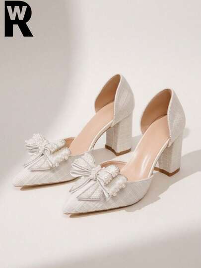 1双蝴蝶结镂空凉鞋，新款珍珠粗跟尖头婚鞋，女士，情人节